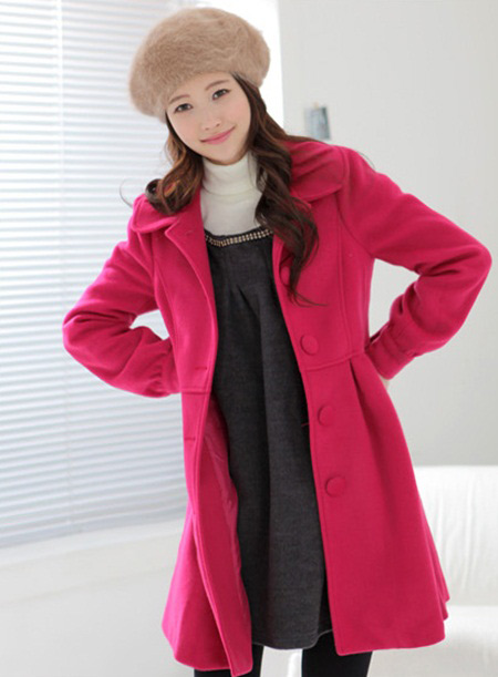 Áo khoác nữ màu hồng đẹp trang nhã những ngày thu đông