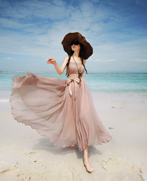 Váy maxi vải voan điệu đà dạo biển đón nắng hè 2017