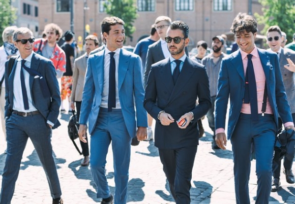 Áo vest nam đẹp sành điệu cho chàng công sở dạo phố hè 2017