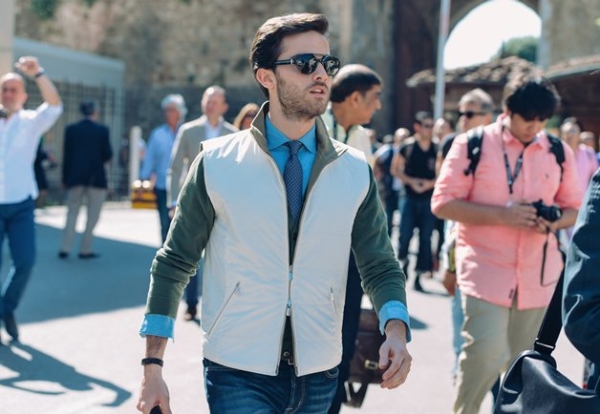 Phong cách áo vest nam đẹp sành điệu cho các chàng trai dạo phố