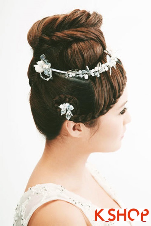 Kiểu tóc tết cô dâu đẹp lãng mạn cho ngày cưới