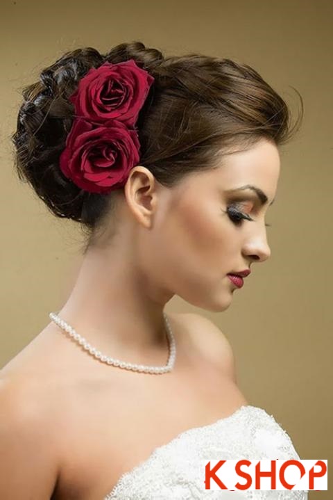 Lựa chọn kiểu tóc cô dâu đẹp đầy quyến rũ cuốn hút trong ngày cưới