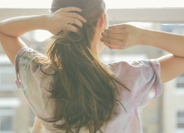 5 bí quyết chăm sóc tóc đẹp toàn diện vào mùa đông cho bạn gái không nên bỏ qua