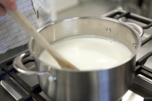 Sữa nghệ - nước thần giúp da trắng hồng trẻ hơn cả chục tuổi