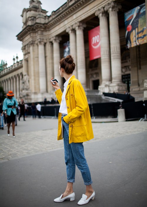 Vật bất ly thân của tín đồ ở paris fashion week 