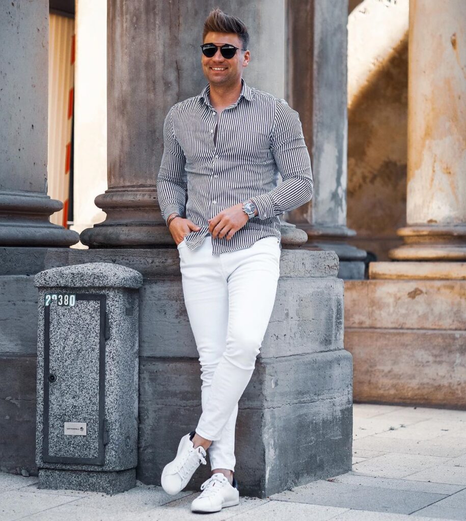 Bắt trend với quần jeans trắng giúp chàng xuống phố phong cách
