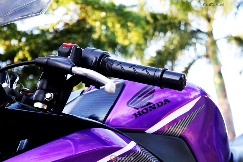 Honda cbr150 phiên bản candy violet lạ mắt