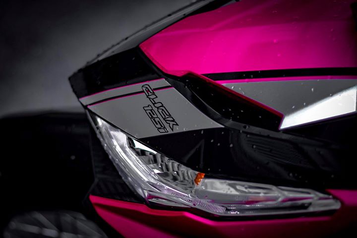 Honda click độ với phong cách hồng đen dọn phong cách