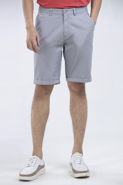 Mẹo chọn quần short cho nam có chiều cao khiêm tốn